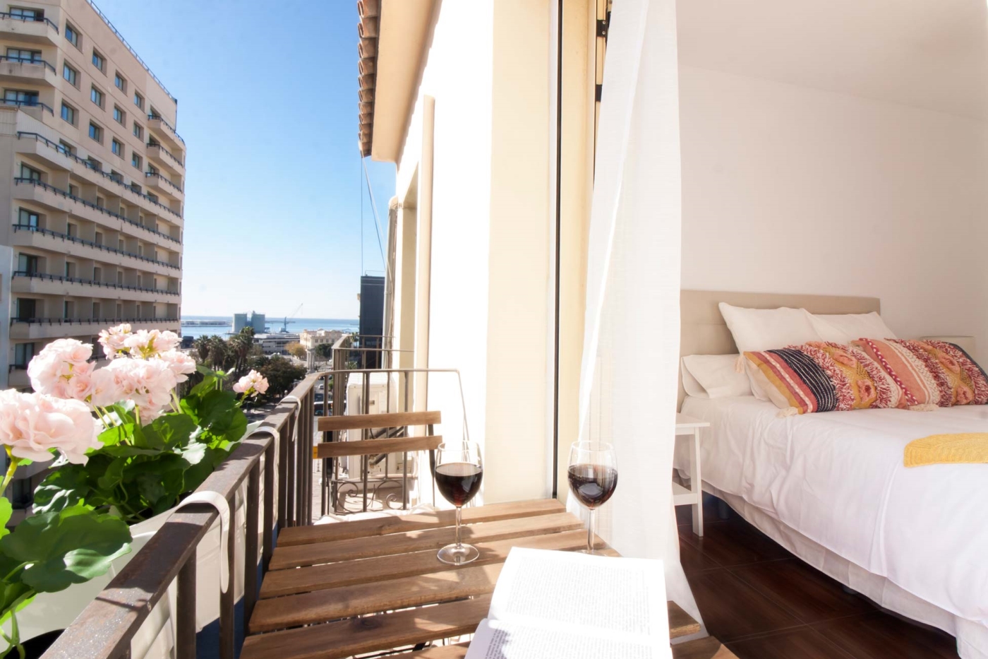 image Apartment with Balcony Cathedral Views 11