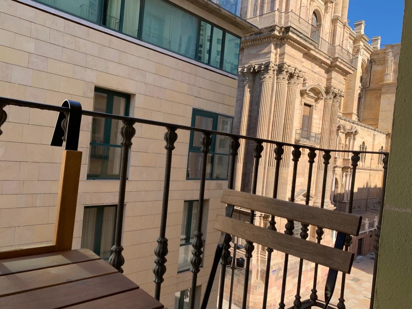 image Malaga Center Flat Cathedral Balcony City Views 11