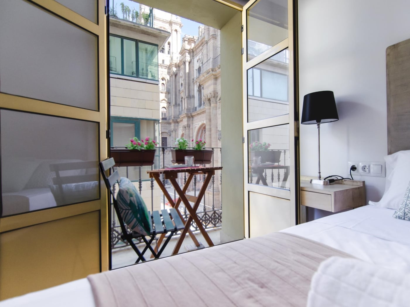 image Malaga Center Flat Cathedral Balcony City Views 1