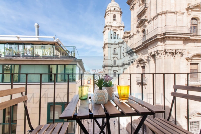 image Malaga Center Flat Cathedral Balcony Views 3
