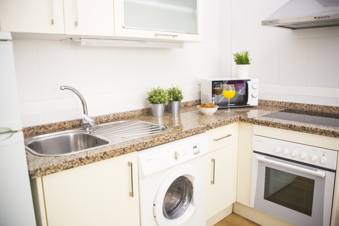 image MALAGA CENTER FLAT 4SEASONS MEZQUITILLA 7