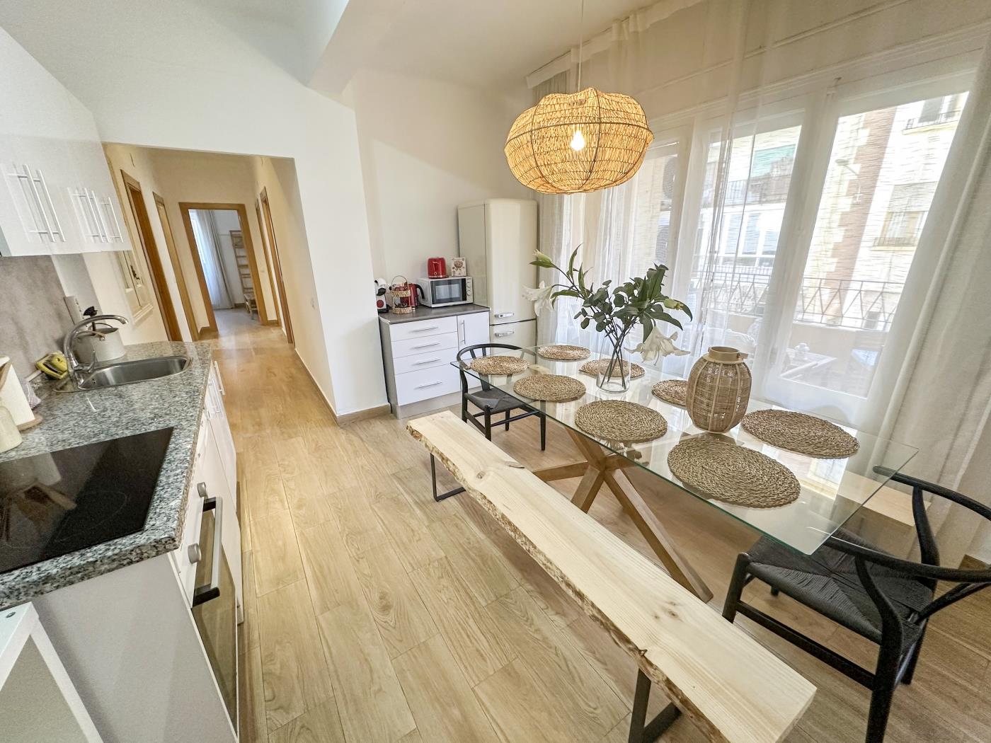 image Malaga Holidays City Center 3 bedrooms & Terrace 4