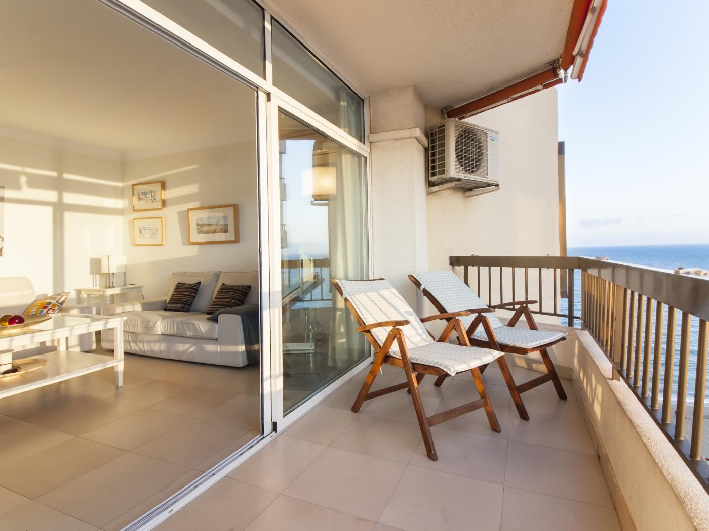 image PENTHOUSE SEAVIEW. Malaga Center Flat 4