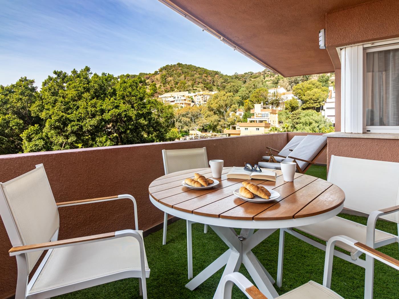 image Malaga Exclusive Beach Apartment with Terrace 1