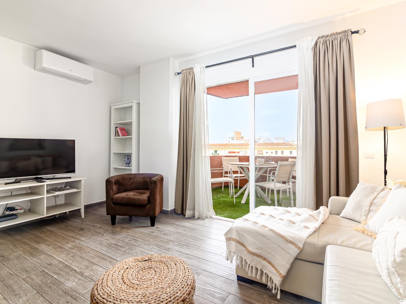 image Malaga Exclusive Beach Apartment with Terrace 3
