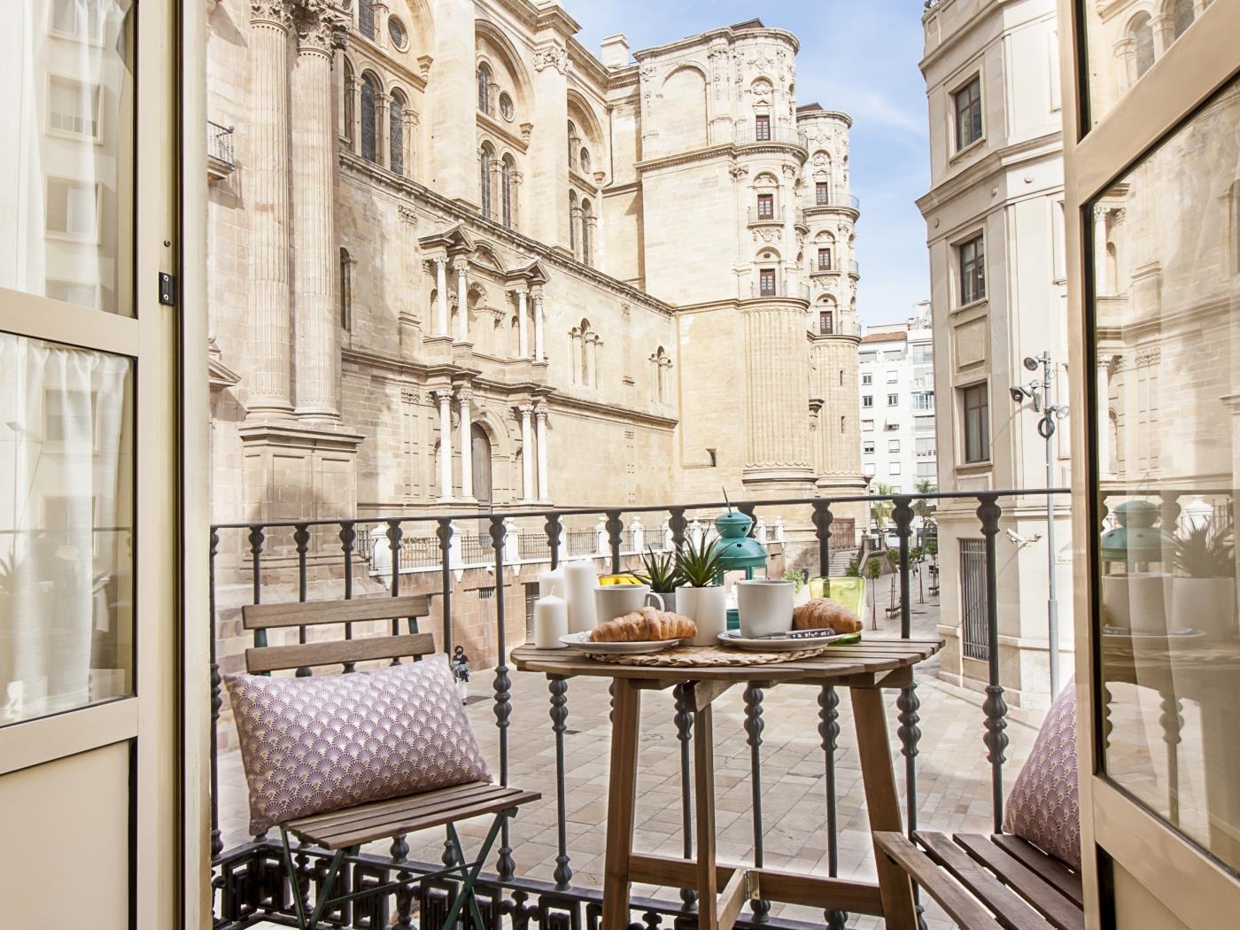 image Malaga Center Flat Cathedral Balcony Love 1