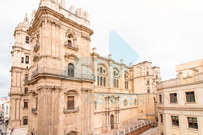 Malaga Center Flat Cathedral Balcony Experience