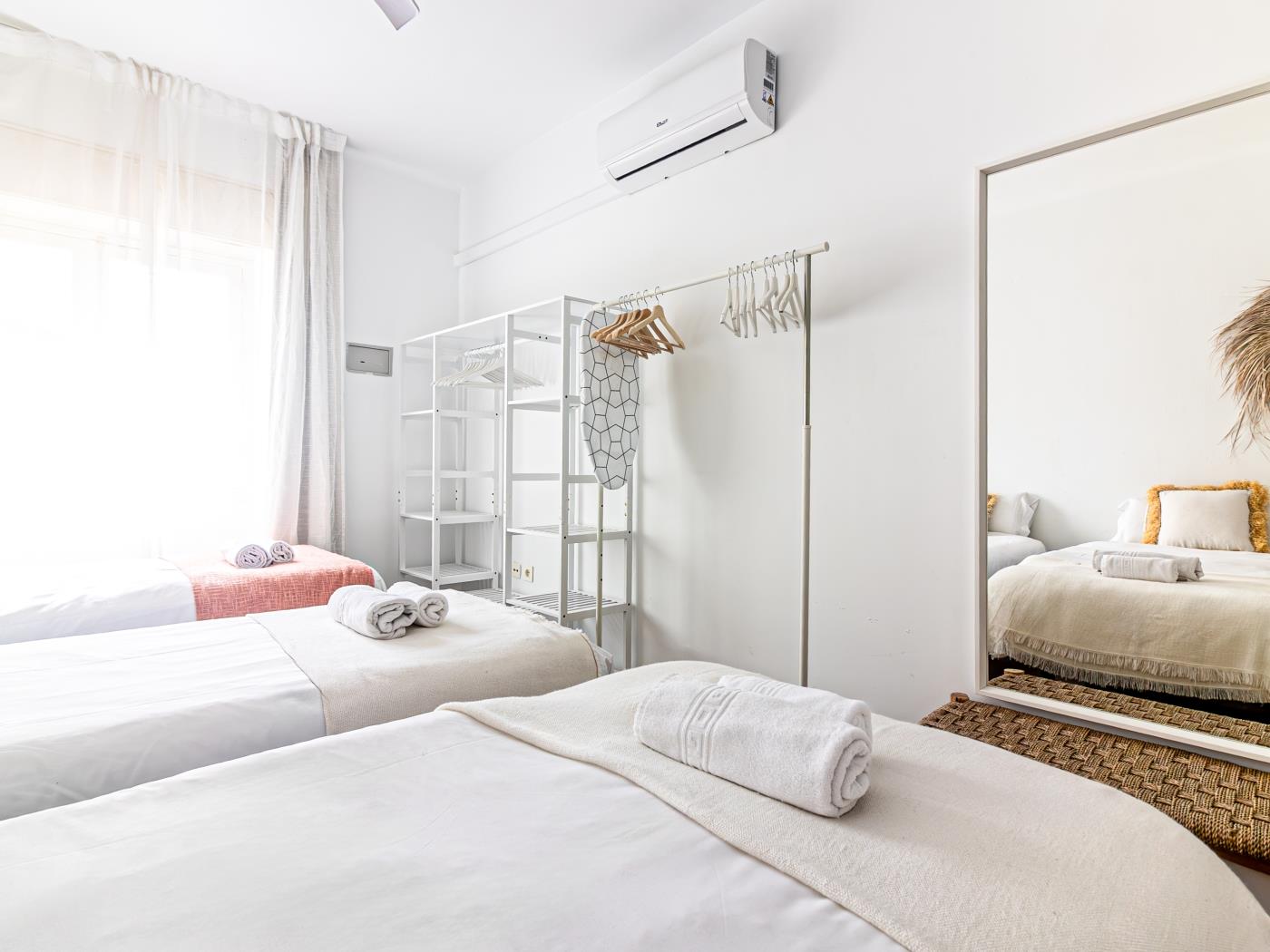 image Malaga Holidays City Center 6 bedrooms & Terrace 12