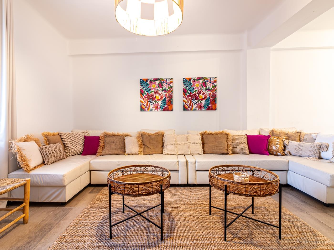 image Malaga Holidays City Center 5 bedrooms 1