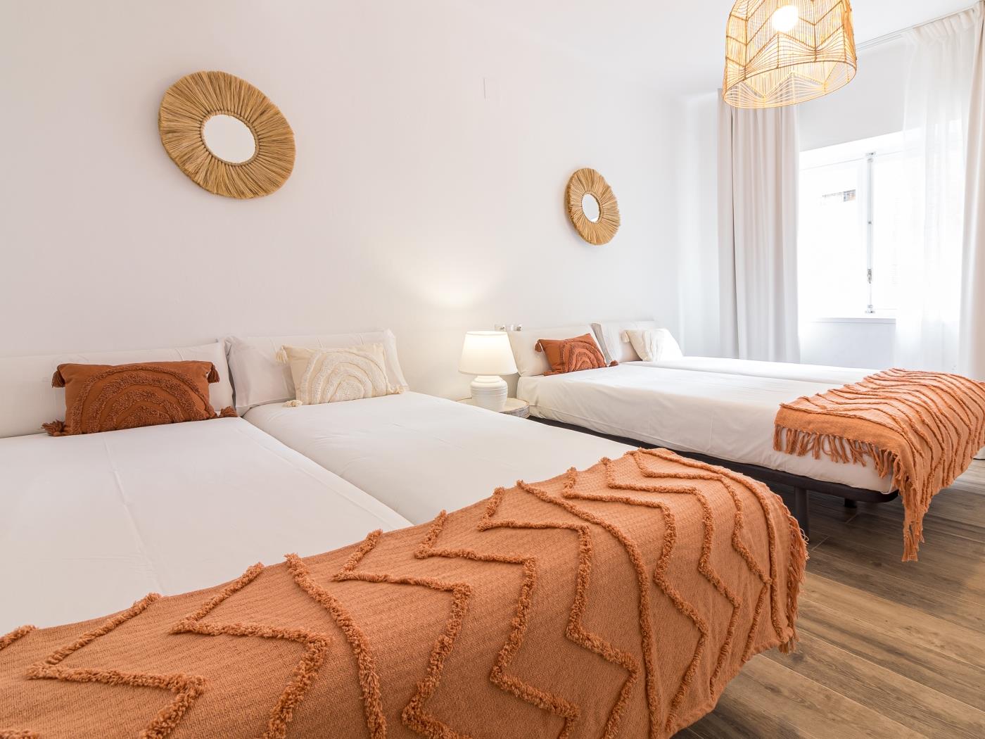image Malaga Holidays City Center 5 bedrooms 24