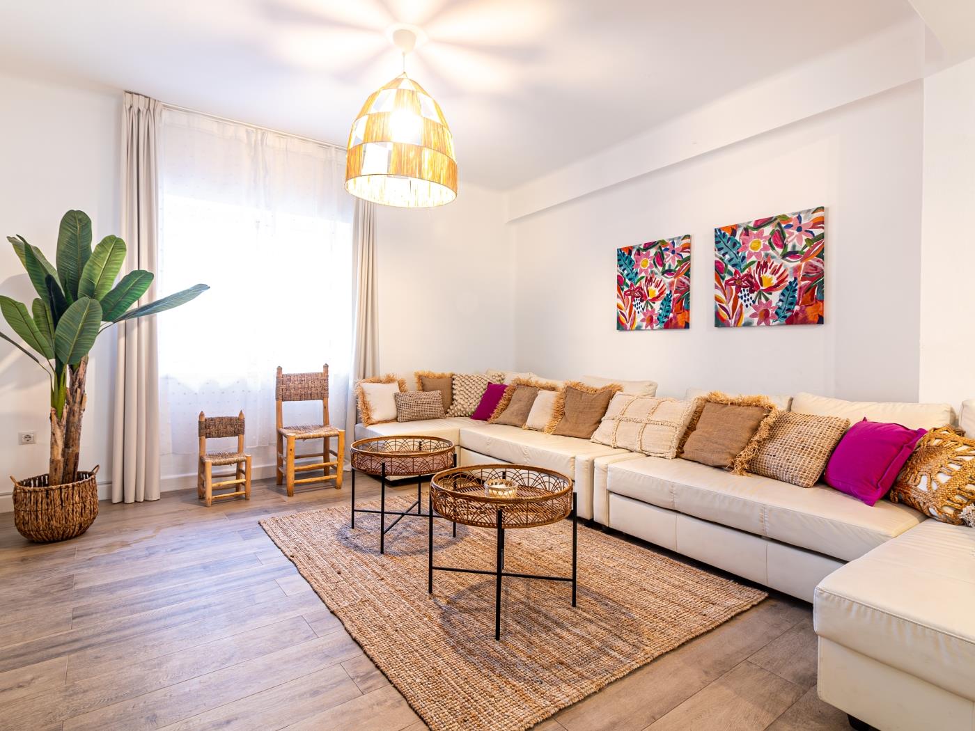 image Malaga Holidays City Center 5 bedrooms 3