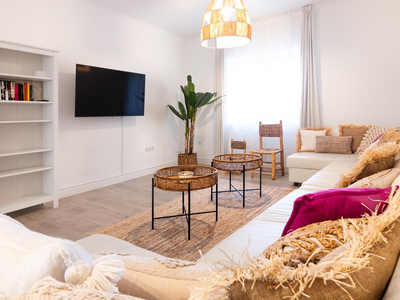 image Malaga Holidays City Center 5 bedrooms 5