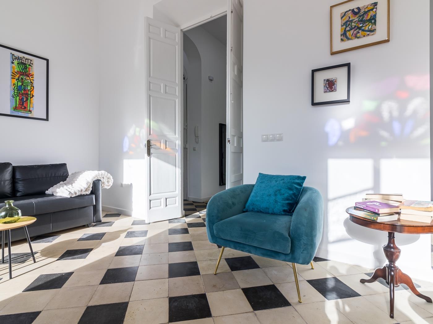 image Malaga Center Flat Balcony Picasso Plaza Merced 6