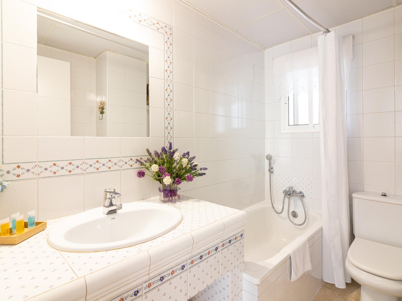 image Malaga Center Flat Exclusive 2BR Malagueta Beach Views 18
