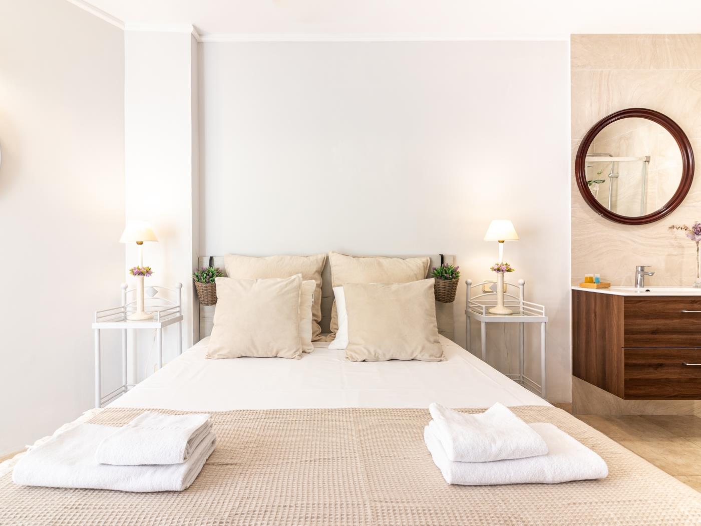 image Malaga Center Flat Exclusive 2BR Malagueta Beach Views 2