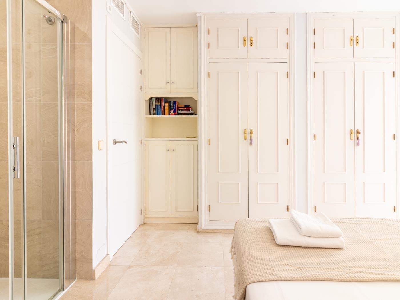 image Malaga Center Flat Exclusive 2BR Malagueta Beach Views 5