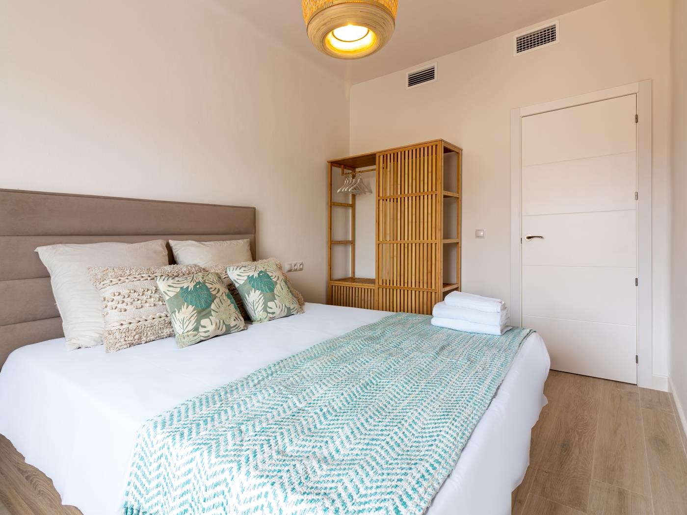 image Malaga Holidays City Center 2br 4ºC 15